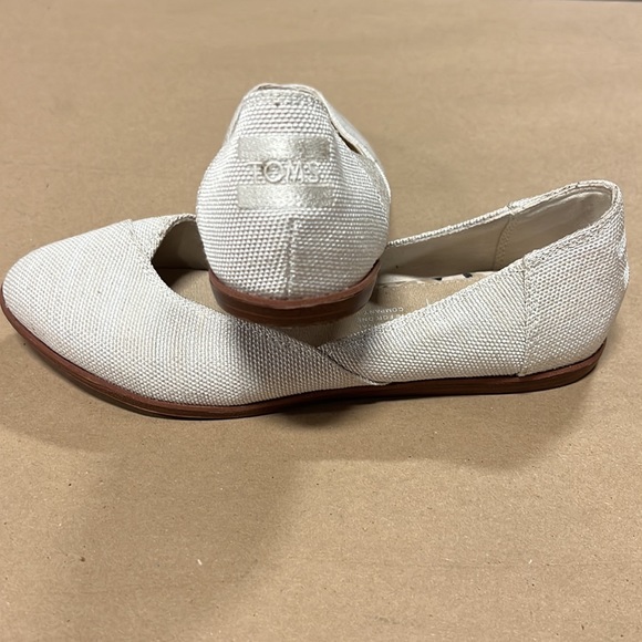 Flats cream toms size 6.5 - Picture 3 of 5